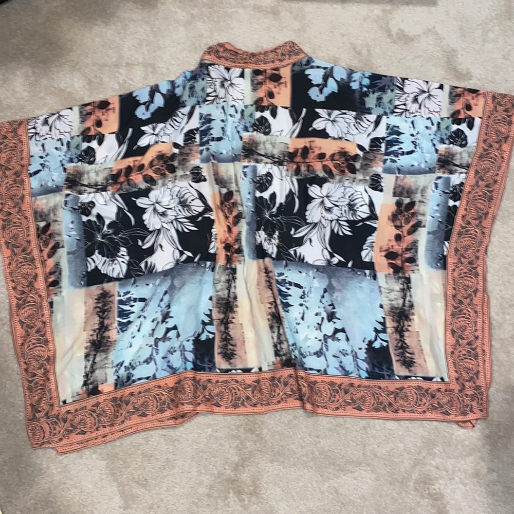 Tolani Collection cape - Picture 8 of 11